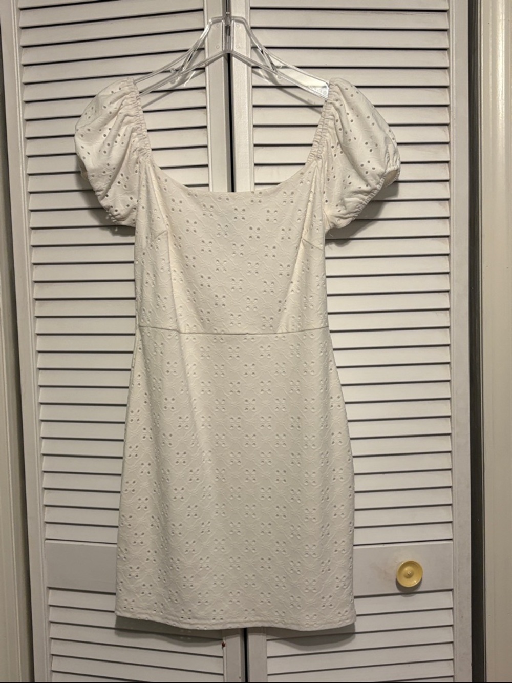 Windsor White Puff-Sleeve Eyelet Mini Dress Size M